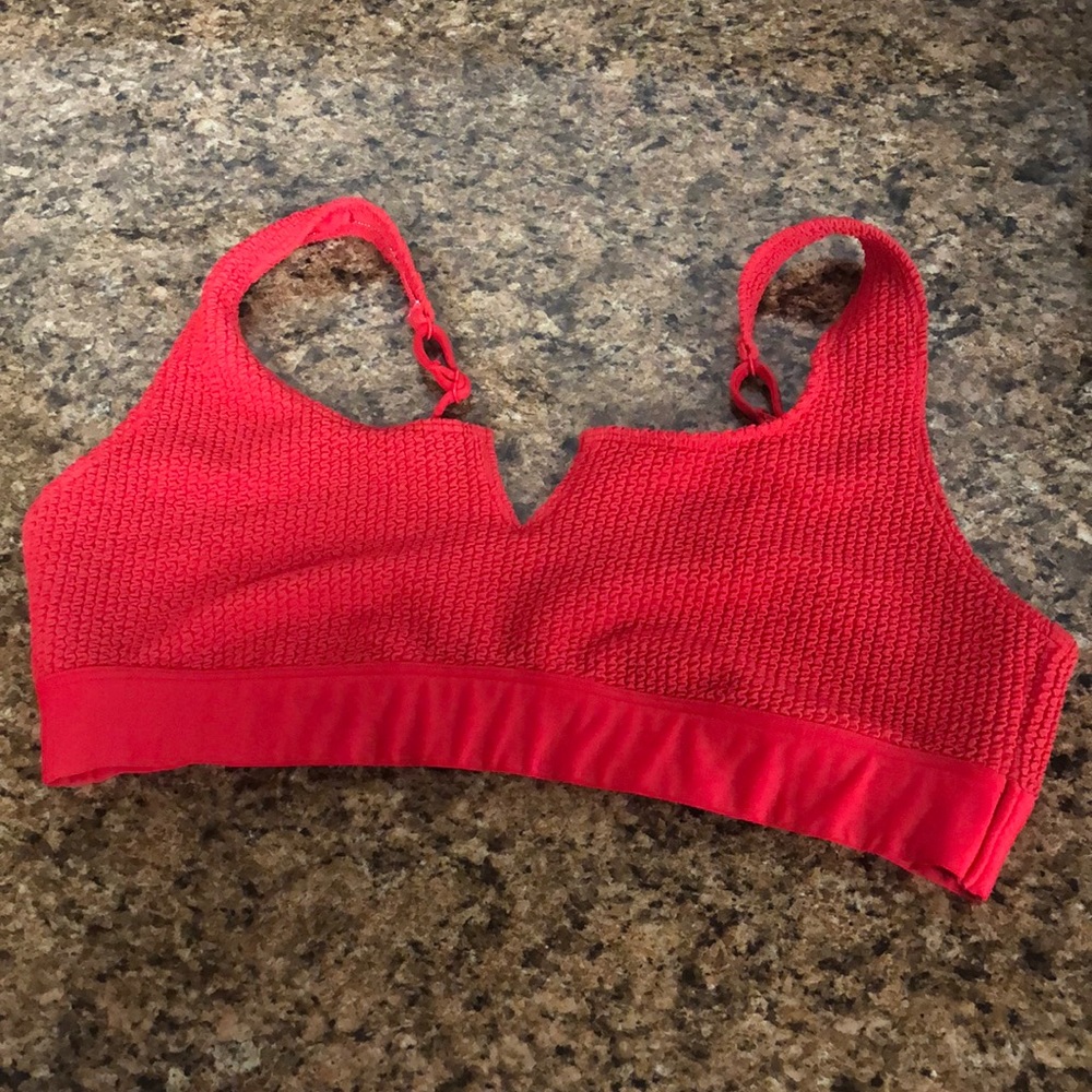 Victoria Secret Ultimate lightly lined bra